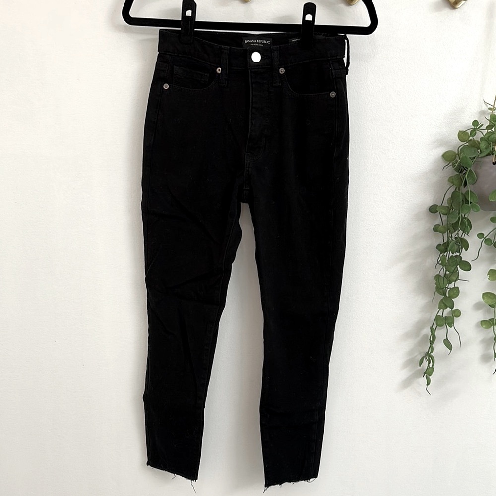 Banana Republic Black High Rise Skinny Jeans - Size 25S